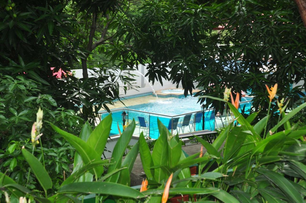 Eco El Bosque 酒店 4*